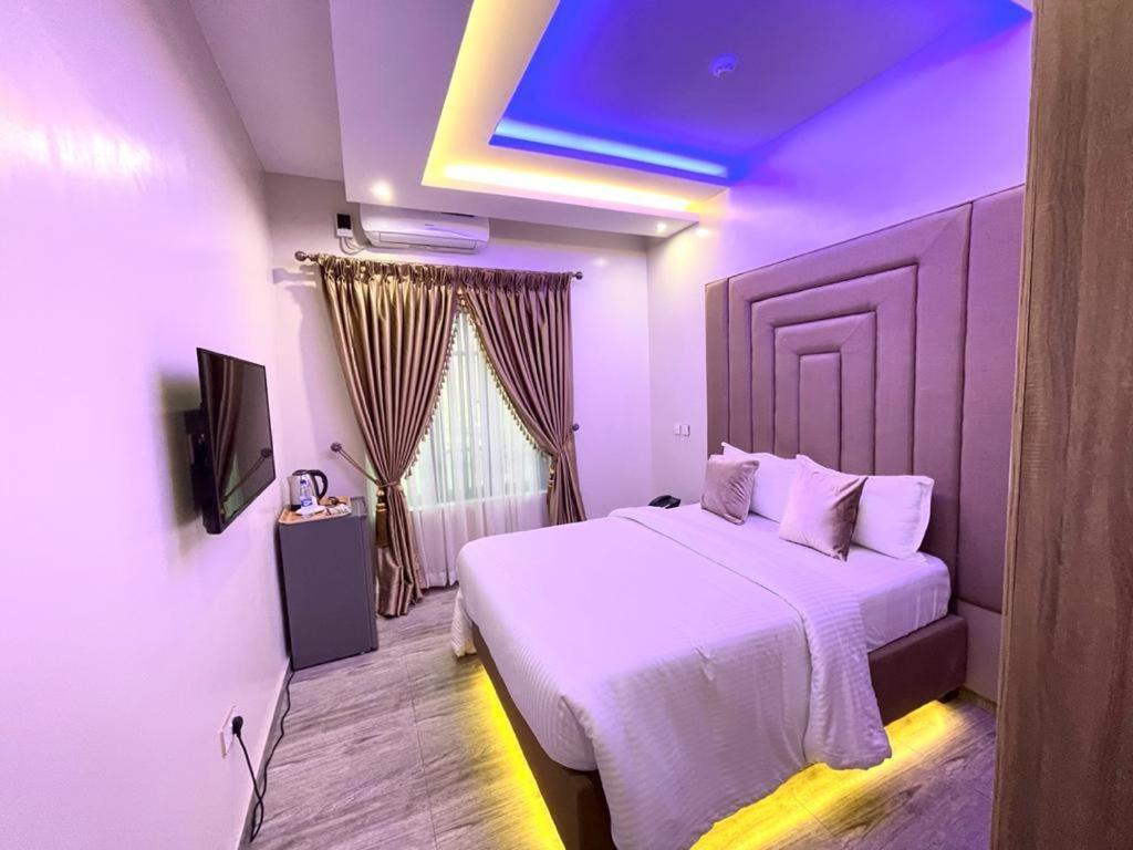 לגוס God'S Touch Apartments Signature מראה חיצוני תמונה