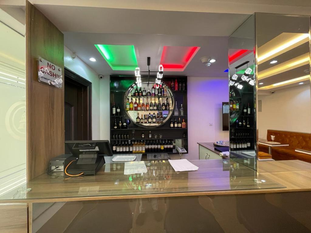 לגוס God'S Touch Apartments Signature מראה חיצוני תמונה