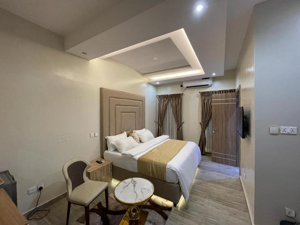 לגוס God'S Touch Apartments Signature מראה חיצוני תמונה