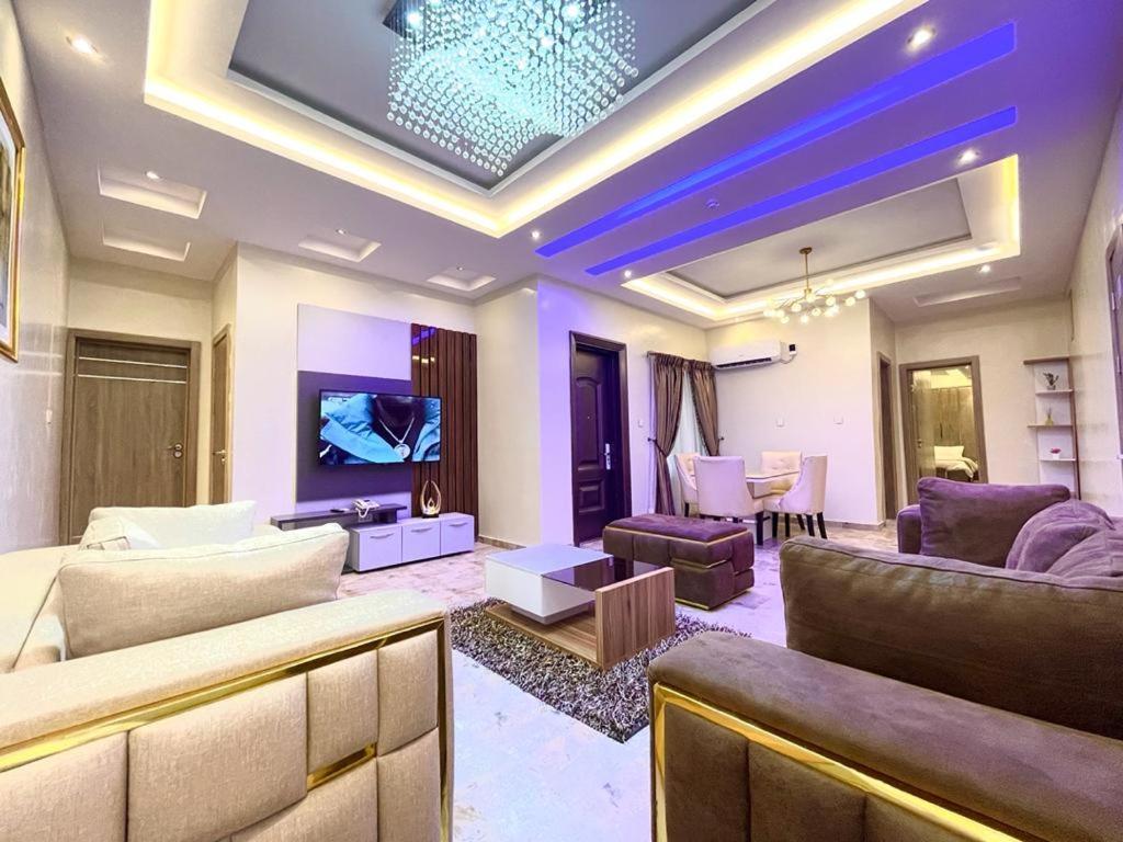 לגוס God'S Touch Apartments Signature מראה חיצוני תמונה