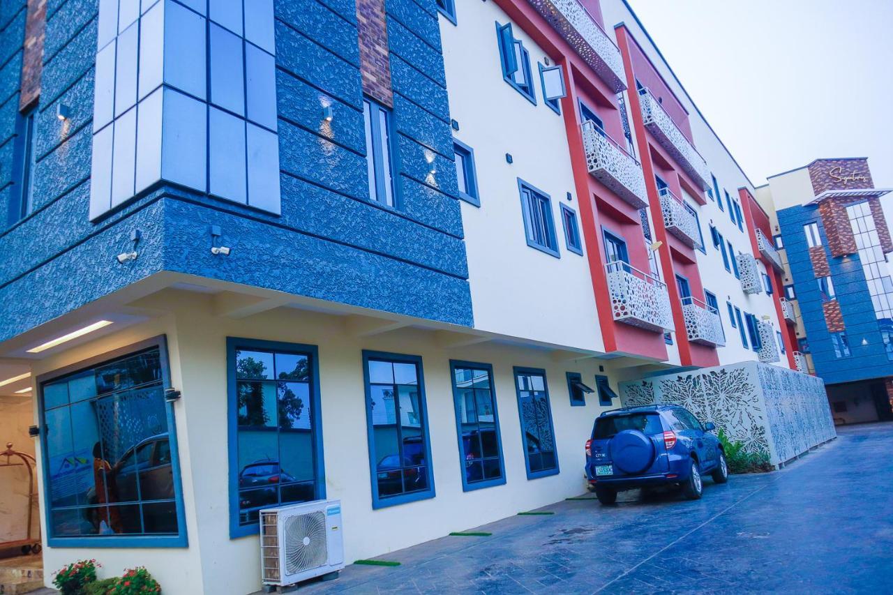 לגוס God'S Touch Apartments Signature מראה חיצוני תמונה